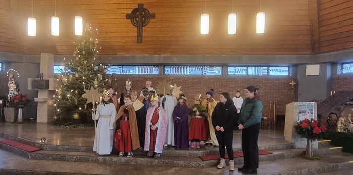 Aussendung der Sternsinger 12.01.2025 - eine Aktion des Pfadfinderstammes!